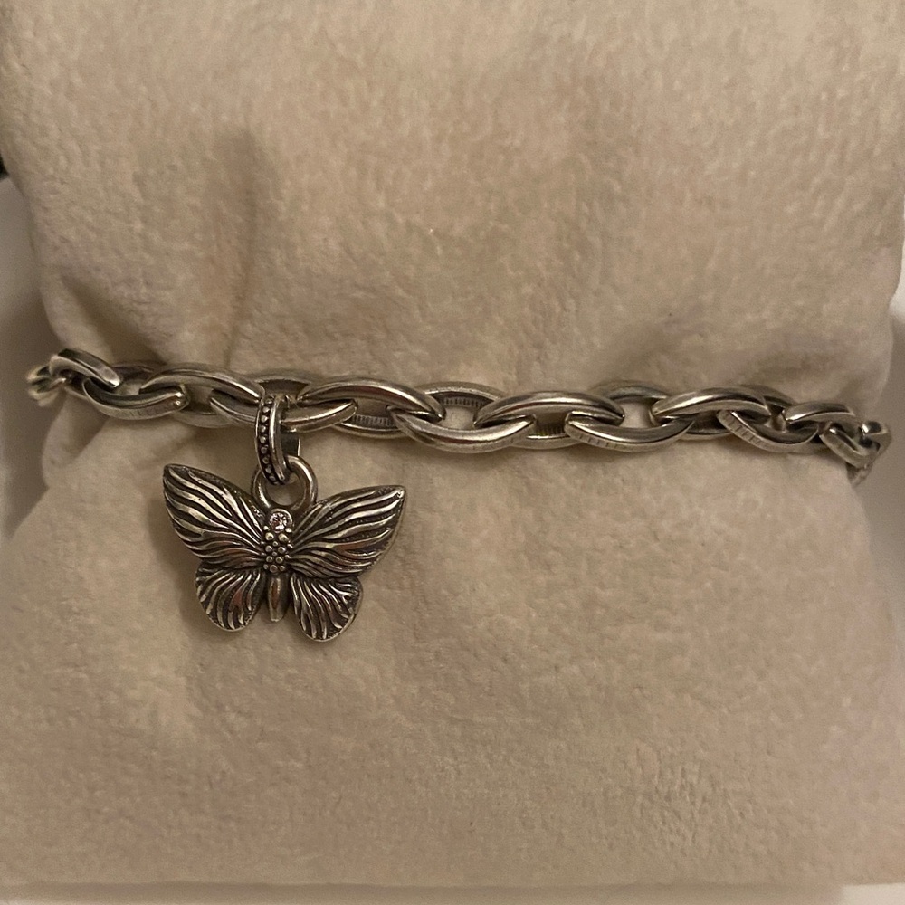 SAlE half off !  Brighton Silver EverBloom Butterfly link chain Bracelet reg $78